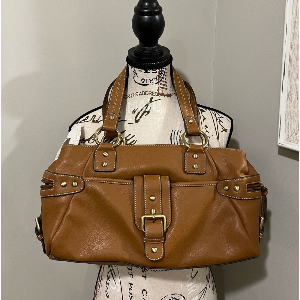 Nine West handbag and wallet set, tan